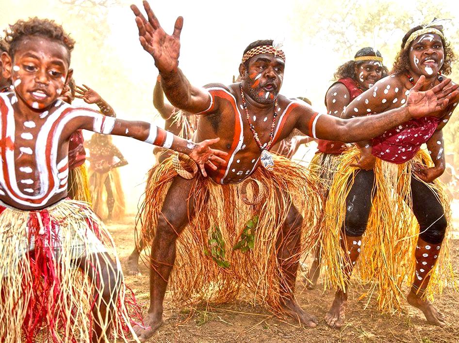 gregor-podgorski | Watching a Traditional Aboriginal Dance Performance